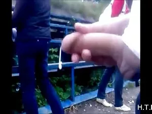 Con trai của mình đã ...