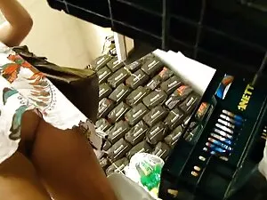 Liếm phim xx set ngó ...