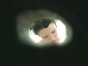 Sở thích của cô là p ...