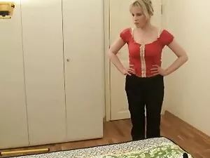 Các em quay mình với ...