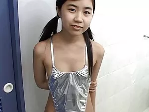 Cô lông kiểm phim se ...