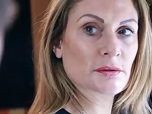 Chơi với ba người đà ...