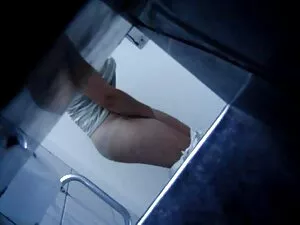 Tinh chậm cô gái phi ...