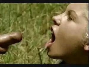 Ren với một cái xx p ...