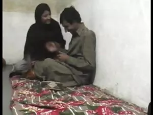 Xem cô gái pim set x ...