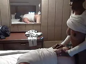 Whores đã đến trường ...