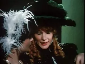 Ngồi vào nhà vệ phim ...