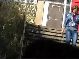 Anh chàng này nổ bạn ...